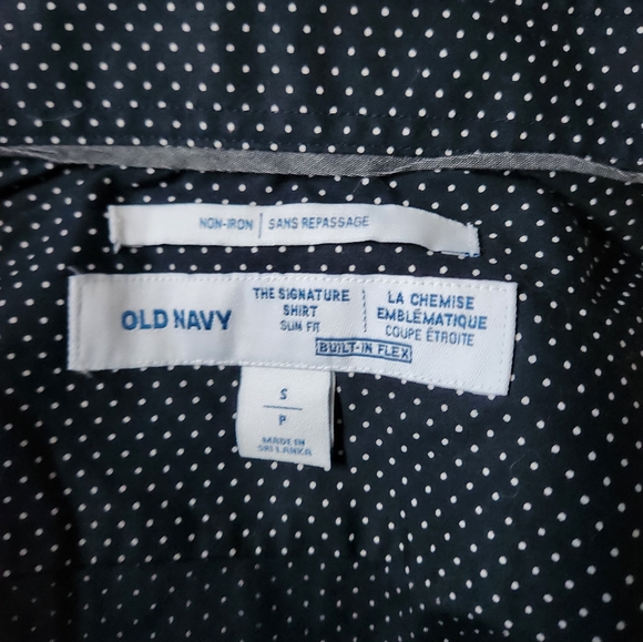 Old Navy Slim Fit Dress Shirt - Picture 5 of 5